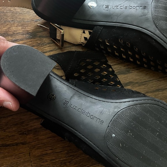 Liz Claiborne Gemma Sandals - Picture 4 of 5